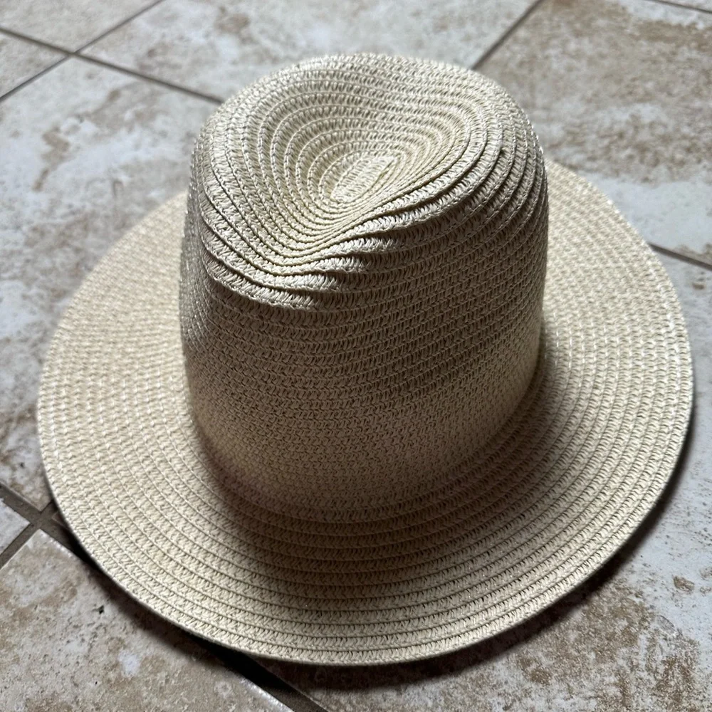 Straw Hat - Picture 8 of 10